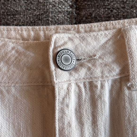 American Eagle Outfitters Women's Off White SZ 8 Shorts Patriotic Back Pockets - Picture 2 of 9